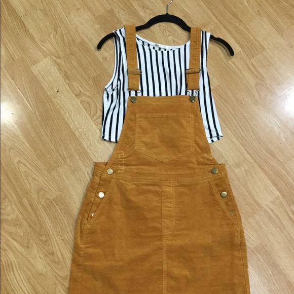 Forever 21 Dresses & Skirts - Corduroy overall dress